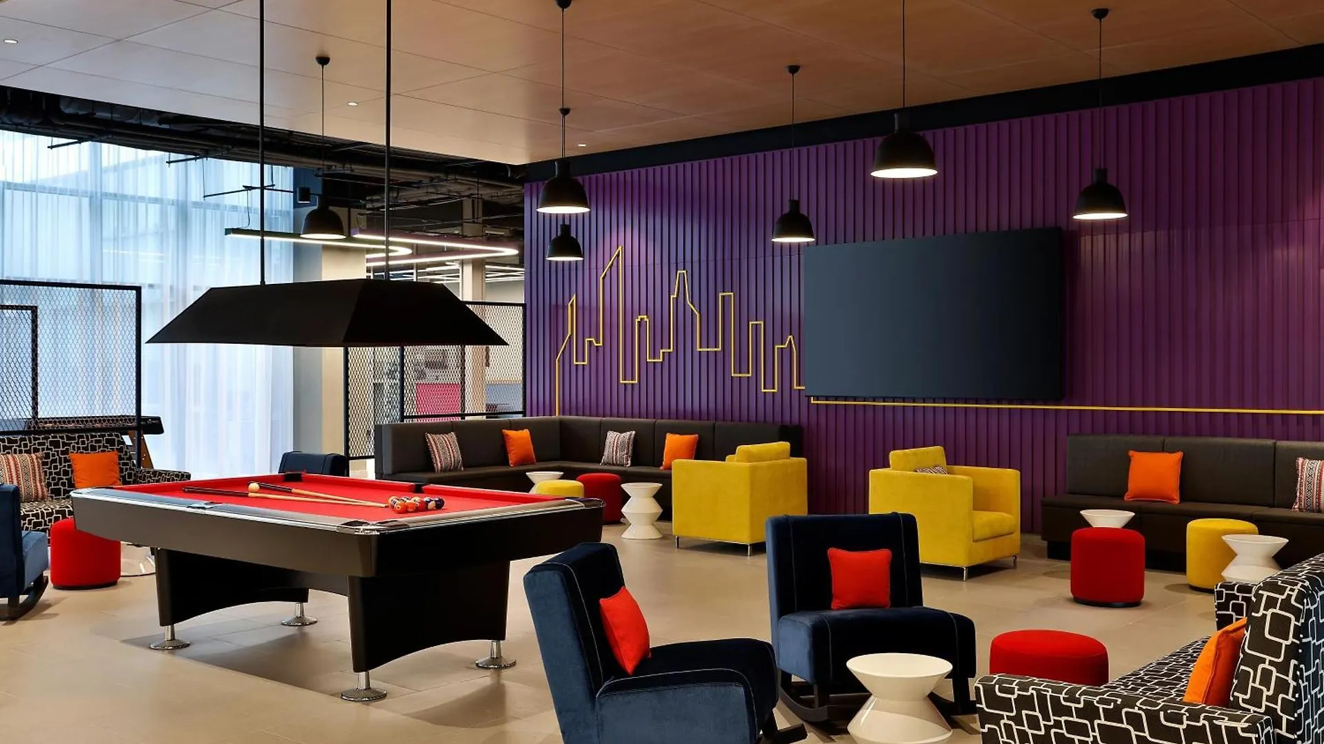 Hotel Aloft Dubai Airport 4*,