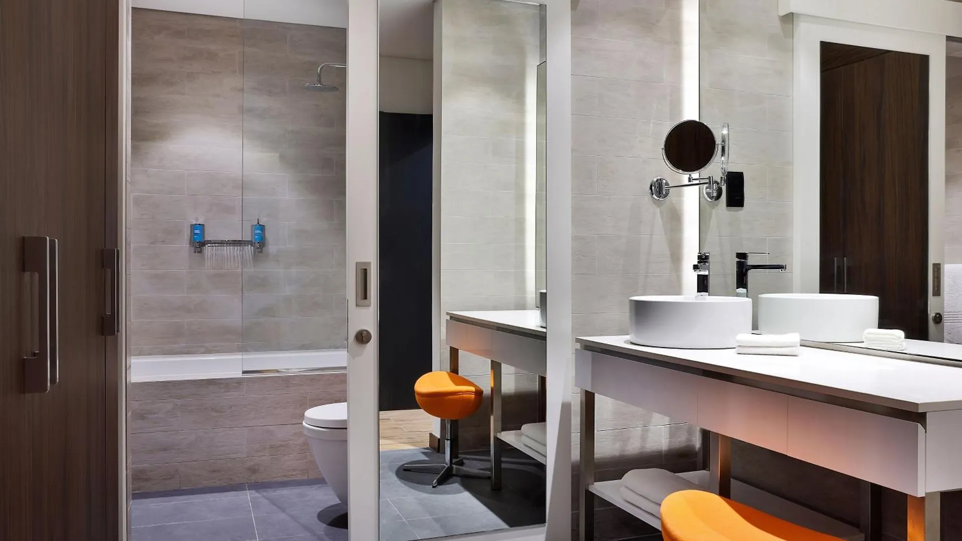فندق Aloft Dubai Airport